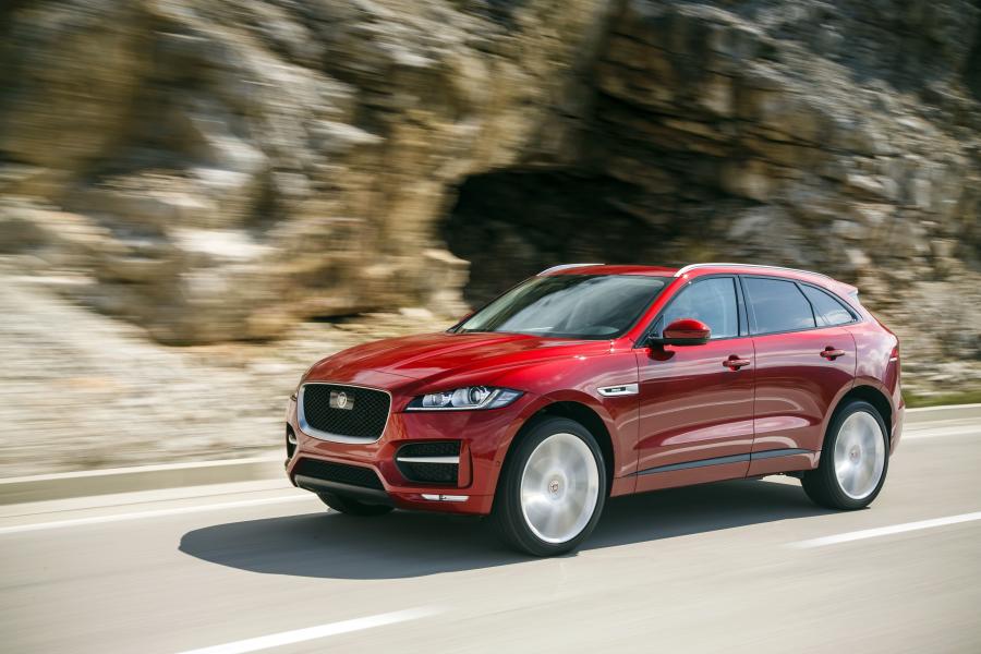  Jaguar F-Pace 20d AWD R-Sport 2016 года  (WW) (фото 11 из 30)